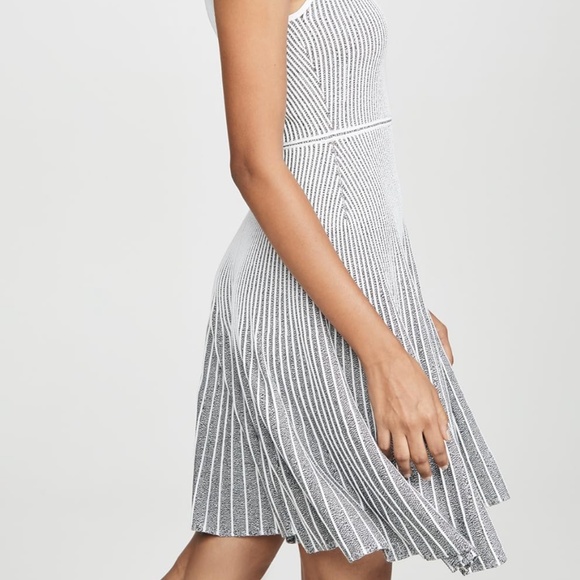 Theory Gray Sleeveless Dress - Picture 5 of 7